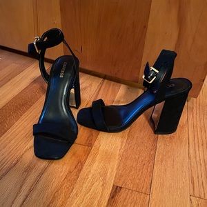 EXPRESS 3.5in Black Mirrored Heels